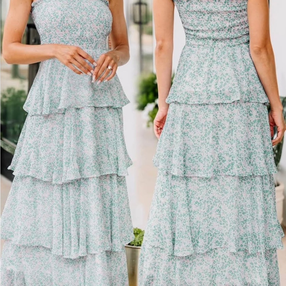 Sleeveless Tiered Floral Maxi Dress in Mint Green